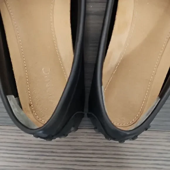 Vionic Black Leather Loafers - Picture 3 of 3